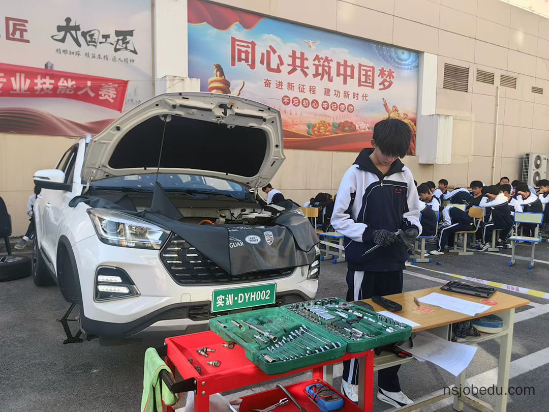 中职订单班和升学班的区别?